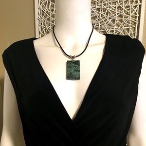 (Video) Black & Green Jasper Cut Agate pendant Necklace